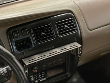 3rd gen 4runner centre center console bracket