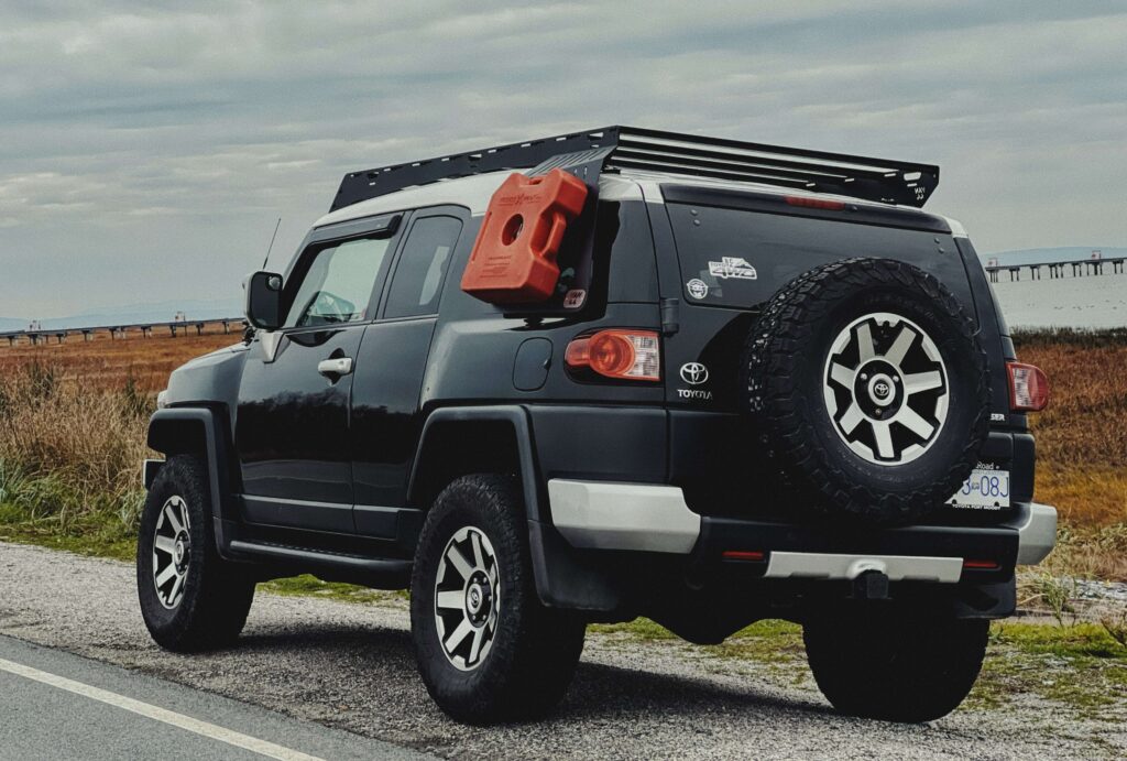 FJ CRUISER ROOF RACK VAN44